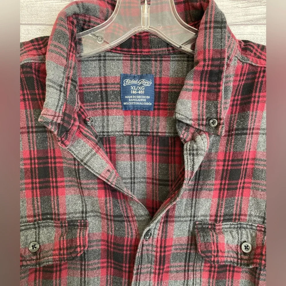 Faded Glory | Men’s Plaid Button Down Shirt - Picture 3 of 4